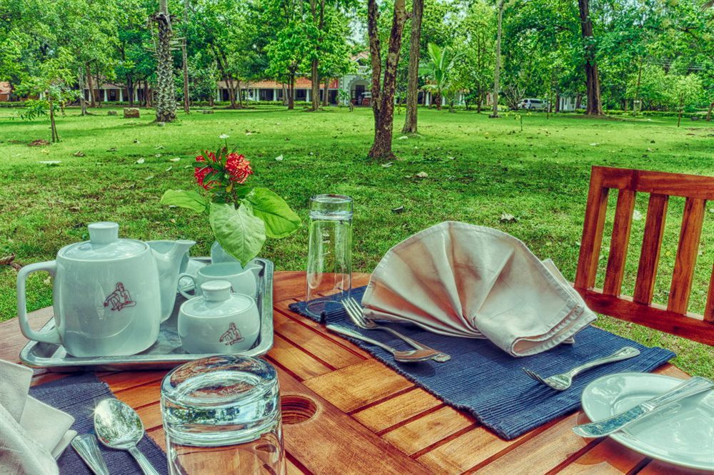 The Sanctuary At Tissawewa Anuradhapura Exterior foto